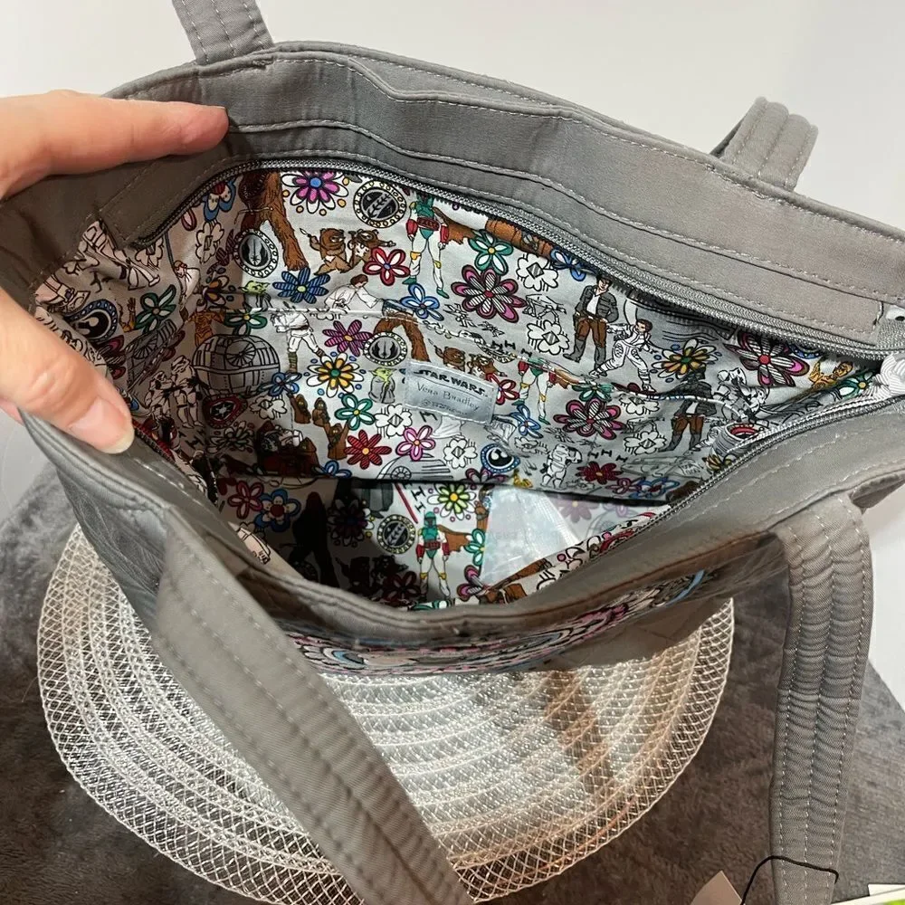 Vera Bradley Star Wars Small Vera Tote in Far Far Away NWT - Picture 11 of 13